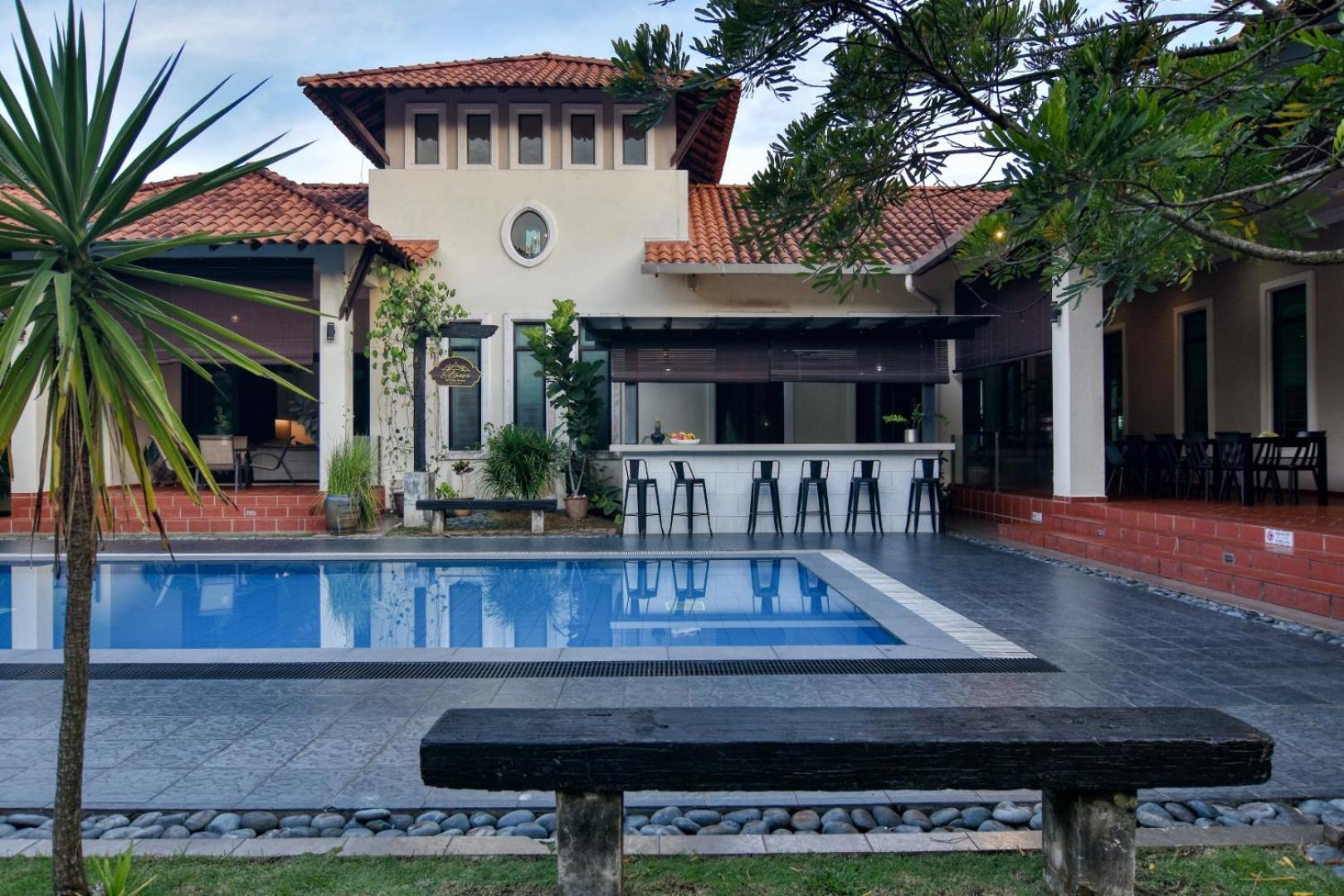 Elshape Holiday Home Malacca Exterior photo